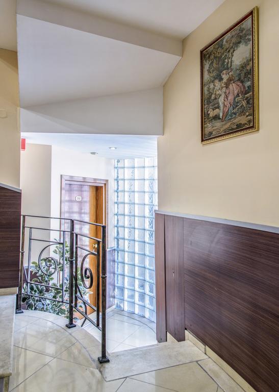 Art Hotel Varna Exterior photo