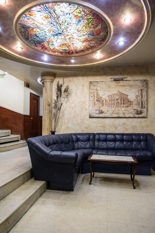 Art Hotel Varna Exterior photo