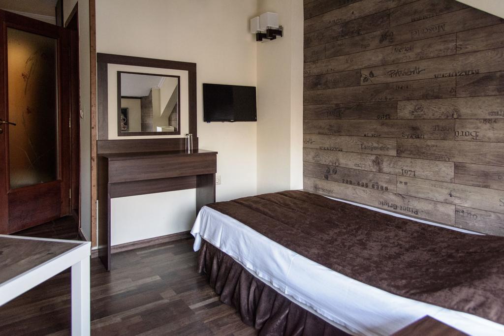 Art Hotel Varna Exterior photo