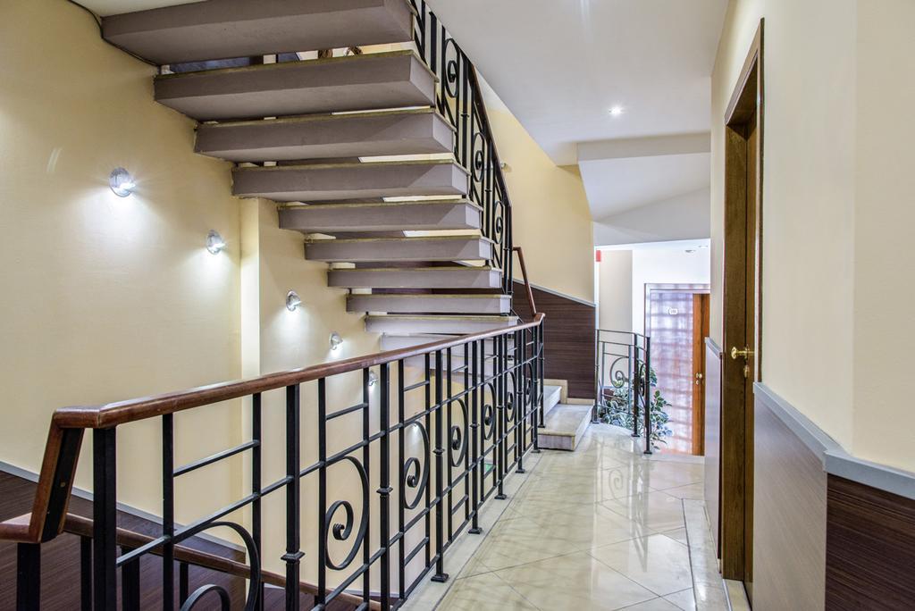 Art Hotel Varna Exterior photo
